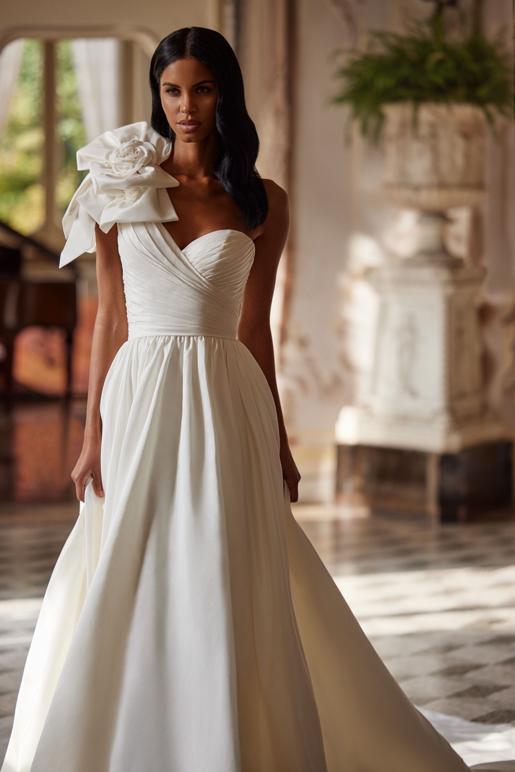 10 Types of Wedding Dresses for Broad Shoulders That Fit Well in 2024   Dresses for broad shoulders, Wedding dress types, Different types of dresses
