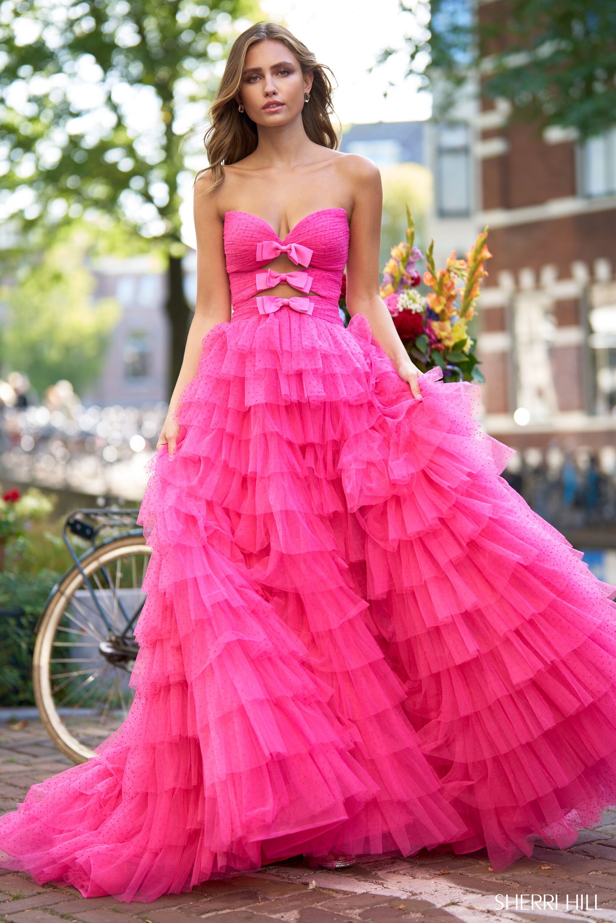 Sherri hill sale coral prom dress